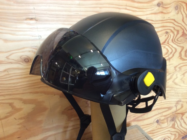 GUARDLEAD 作業用ヘルメット シールド付き ABS樹脂 発泡スチロール 内装 通気孔付き EN12492基準適合 男女兼用 頭囲53 - 2